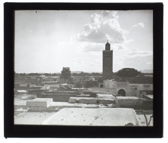 Maroc - Oudjda, minaret