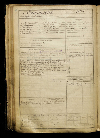 Lamoureux, Eugène Anatole Henri, né le 29 janvier 1887 à Notre-Dame-du-Thil (Oise), classe 1907, matricule n° 1188, Bureau de recrutement d'Amiens