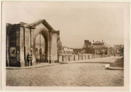 Amiens. Le marché Lanselles après les bombardements de 1940