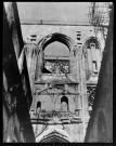 Amiens. Edifice religieux en ruines après les bombardements